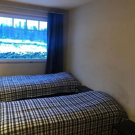 Kotimaailma - Iso Ja Viihtyisae Omakotitalo Saunalla 9 Henkiloelle * Helsinki