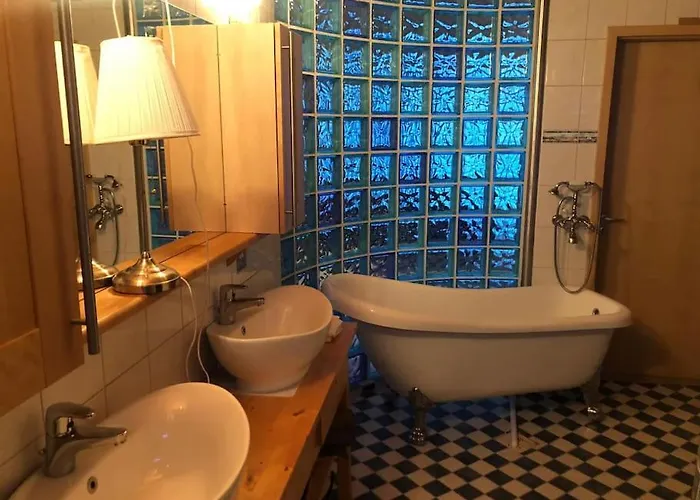 Kotimaailma - Iso Ja Viihtyisae Omakotitalo Saunalla 9 Henkiloelle Apartamento